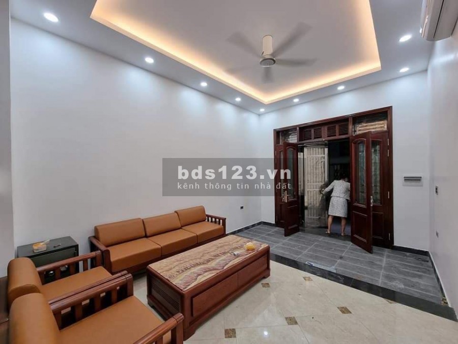 Siêu Phẩm Nhà Đẹp giá chốt bất ngờ phố Khương Đình diện tích 64m2 giá chỉ 5.8 tỷ