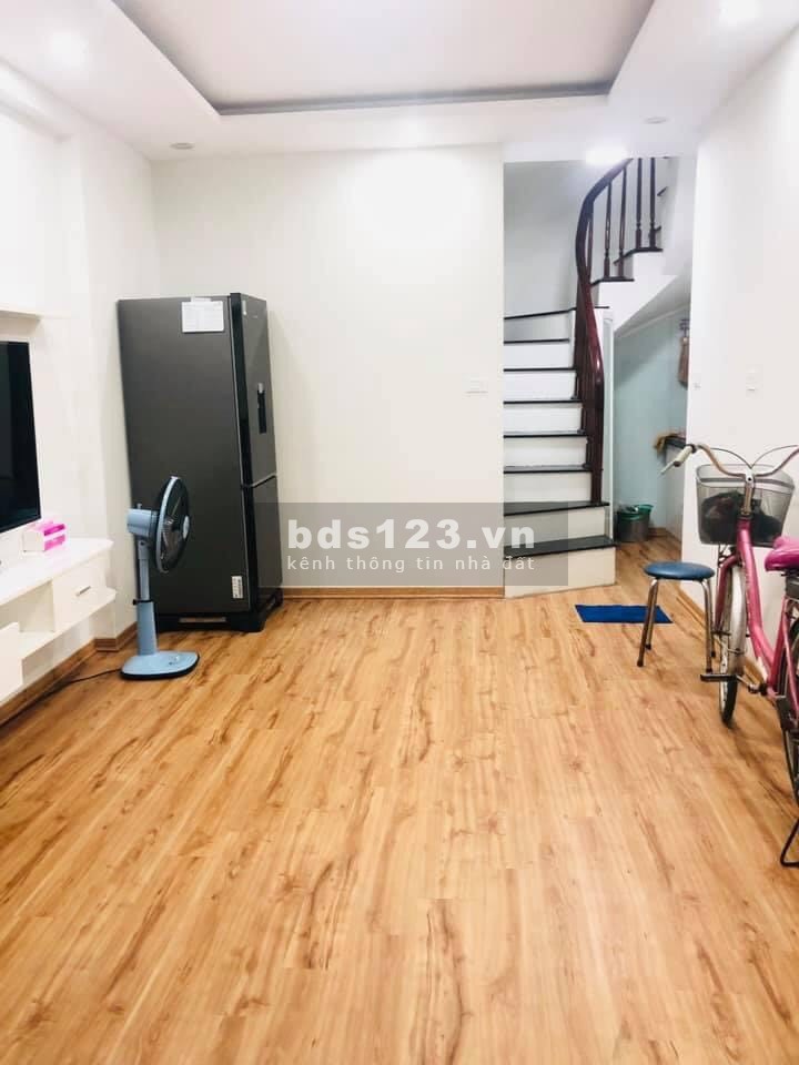 Bán nhà đẹp Hai Bà trưng, đầy đủ nội thất, sổ riêng, giá bán nhỉnh 2 tỷ, sổ chính chủ
