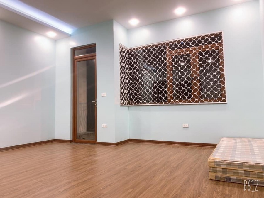 Siêu Hiếm Bán nhà đẹp to 68m Khương Đình Thanh Xuân oto đỗ sát cửa an sinh tốt chỉ 5.9 tỷ