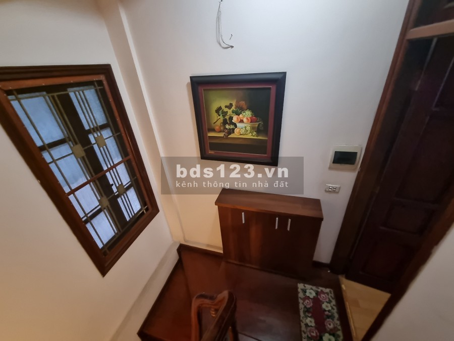 Bán nhà Cầu Gỗ, Hoàn Kiếm, diện tích 85m2, 5 tầng, mặt tiền 5m, giảm mạnh 3 tỷ, giá 65 tỷ