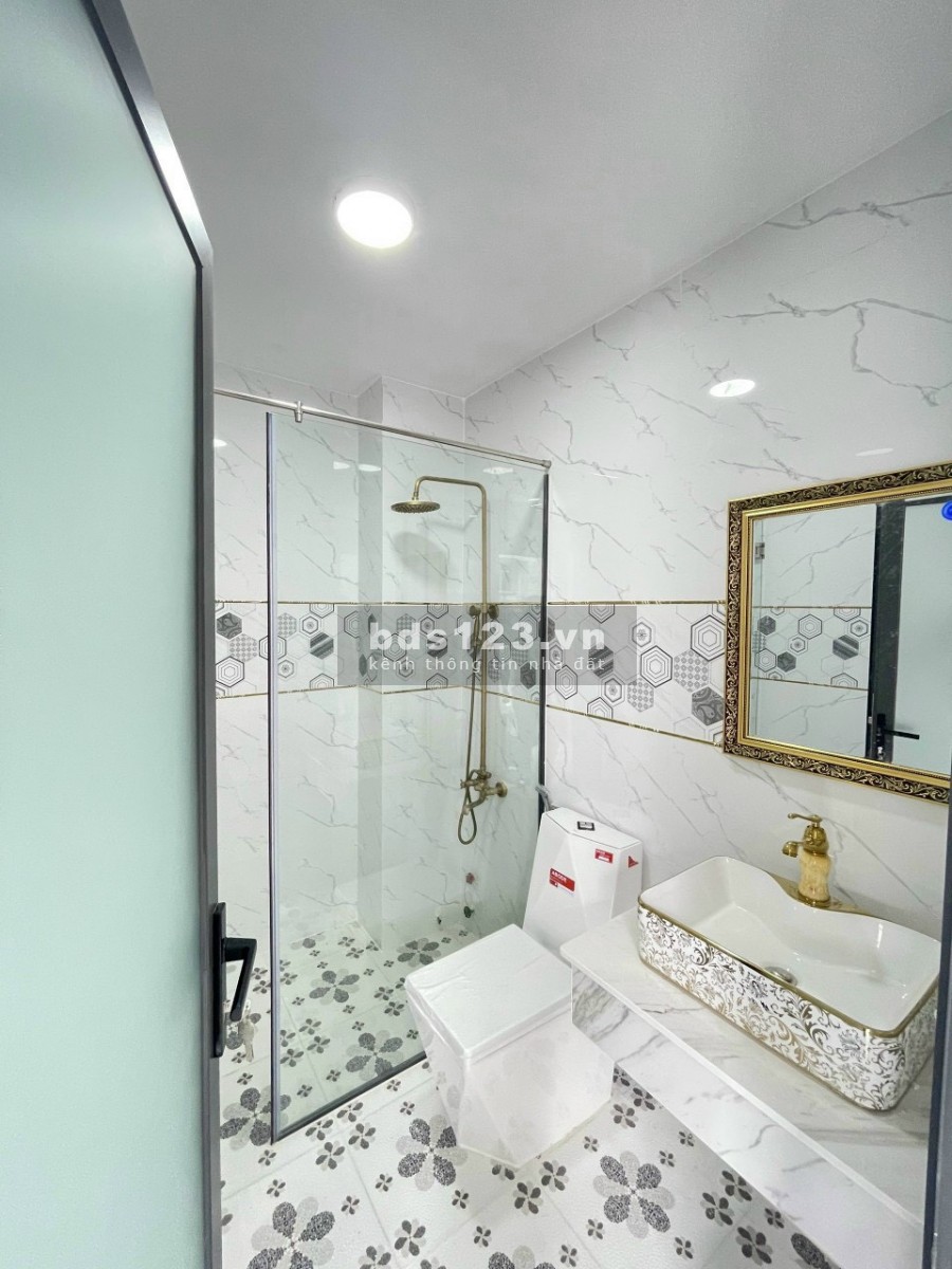 Sở hữu ngay căn nhà mới sau giãn cách, 1 lầu diện tích sử dụng 108m2, sau chợ Bình Chánh