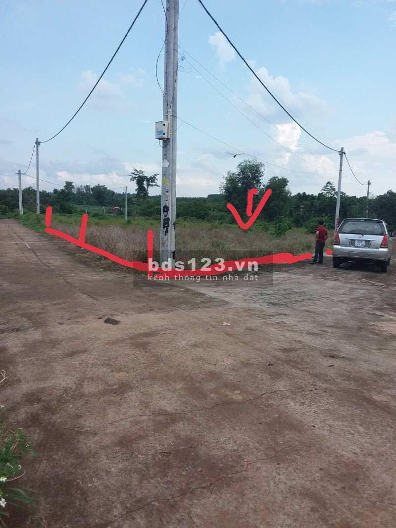 Bán đất sổ đỏ, 2 mặt tiền, diện tích 120m2, giá bán 770 triệu, liên hệ 0901777807