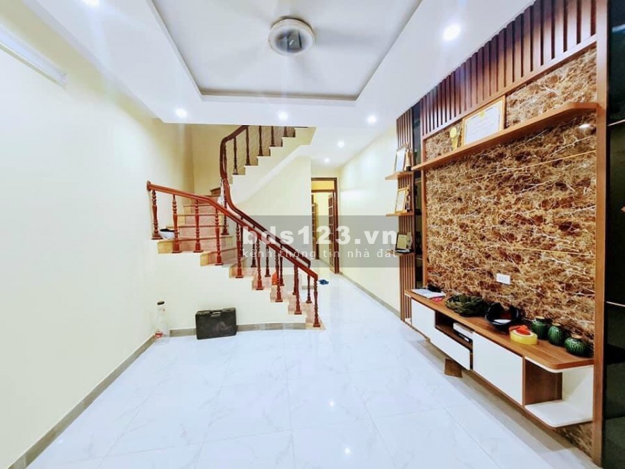Gốc Đề, nhà nguyên căn có kiến trúc đẹp, vào ở luôn, diện tích 68m2 4 tầng, giá bán 5 tỷ
