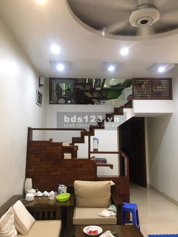 Bán nhà vị trí đẹp, phân lô Quận Đội, đúc kiên cố 4 tầng, sổ đỏ nằm kép chờ khách hữu duyên