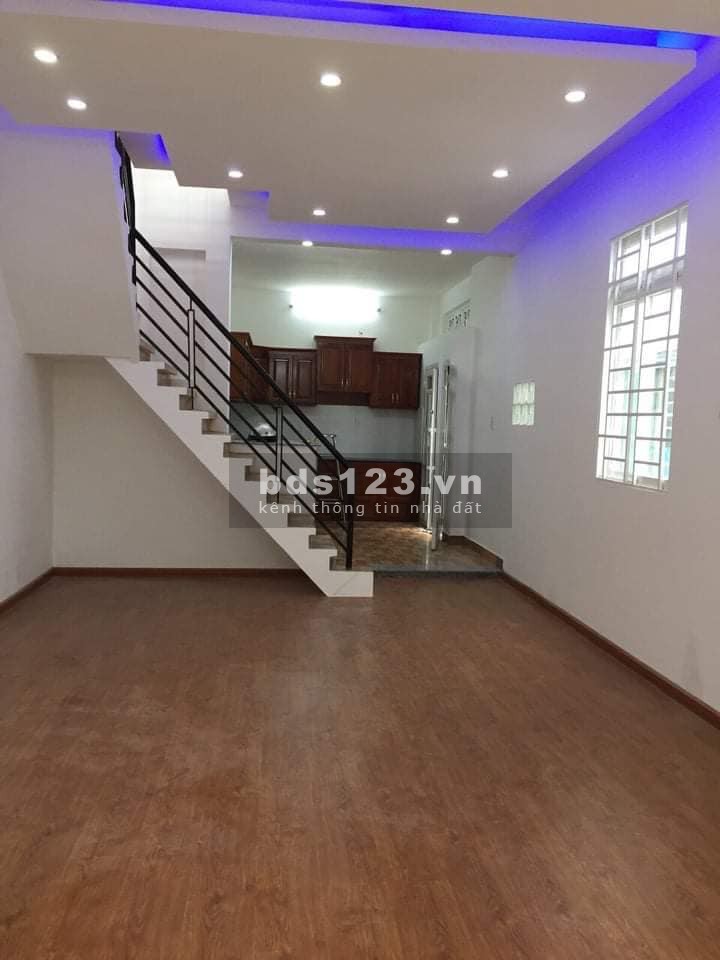 Bán nhà siêu phẩm lô góc Nguyễn Văn Công, diện tích sử dụng 59m2 giá bán 5,45 tỷ