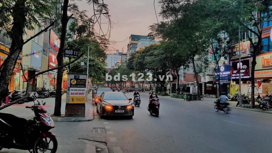 Mặt phố Thái Hà, Đống Đa. Vỉa hè, ô tô, Kinh doanh diện tích 65m2 6 tầng, giá 17 tỷ