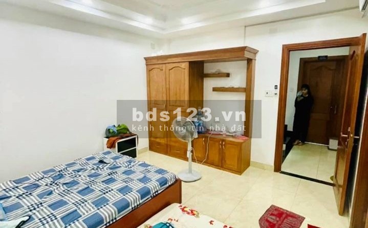 Bán nhà đẹp bao rộng đường Phạm Văn Bạch, Quận Tân Bình, dt 58m2, 2 tầng giá hời