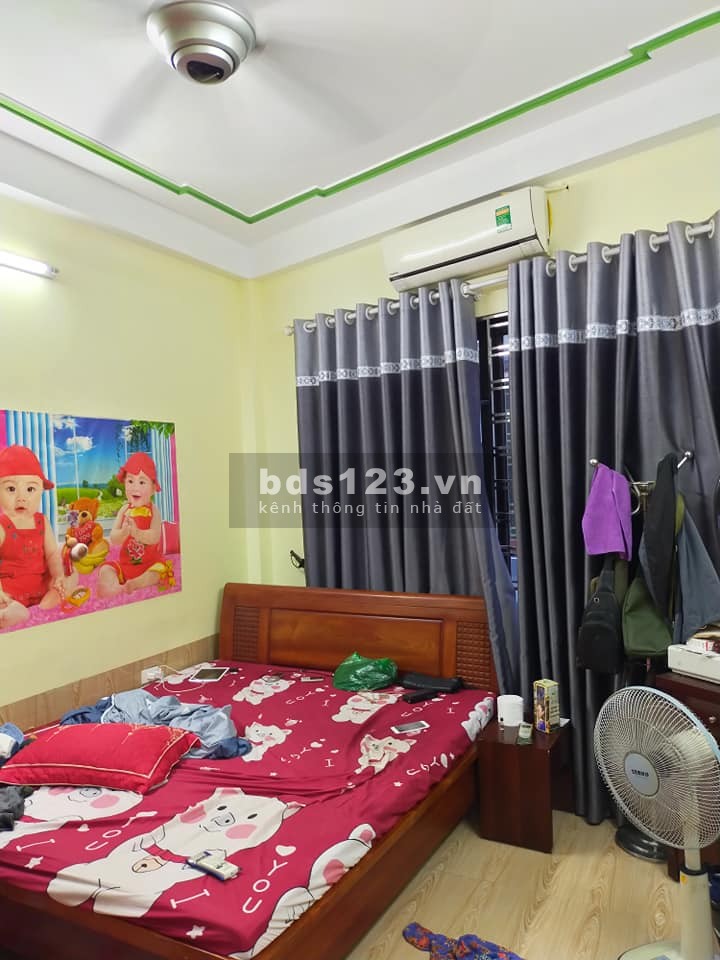 Trong tầm tài chính nhỉnh 2 tỷ Nhà đẹp Ở Ngay Ngô Gia Tự Long Biên.