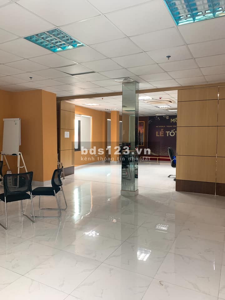 Tòa nhà văn phòng 10 tầng lô góc mặt phố Phương Liệt, 1 hầm dt 220M2 mt 12m, giá 68 tỷ