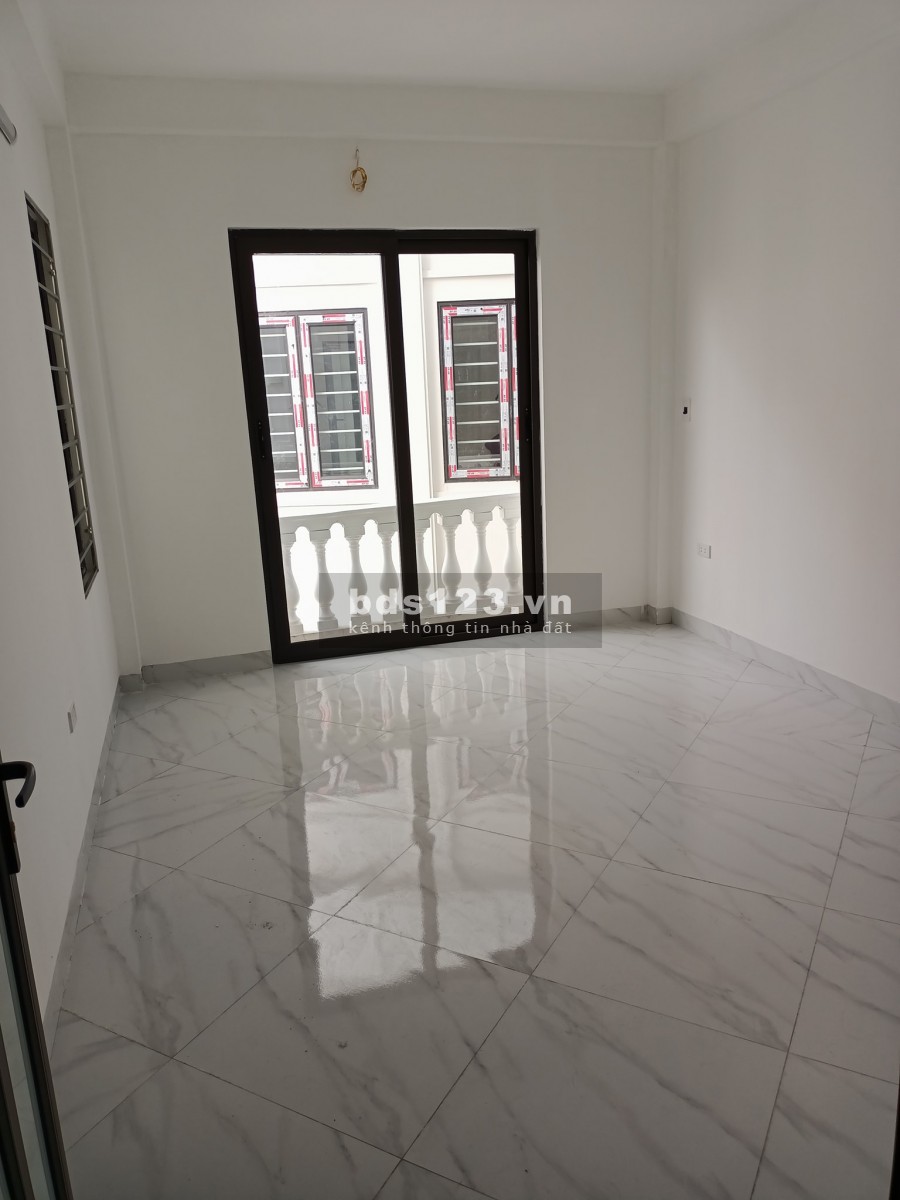 Bán nhà siêu phẩm Hai Bà Trưng, lô góc mới kính coong dtsd 31m2, giá 3x tỷ, vào ở ngay