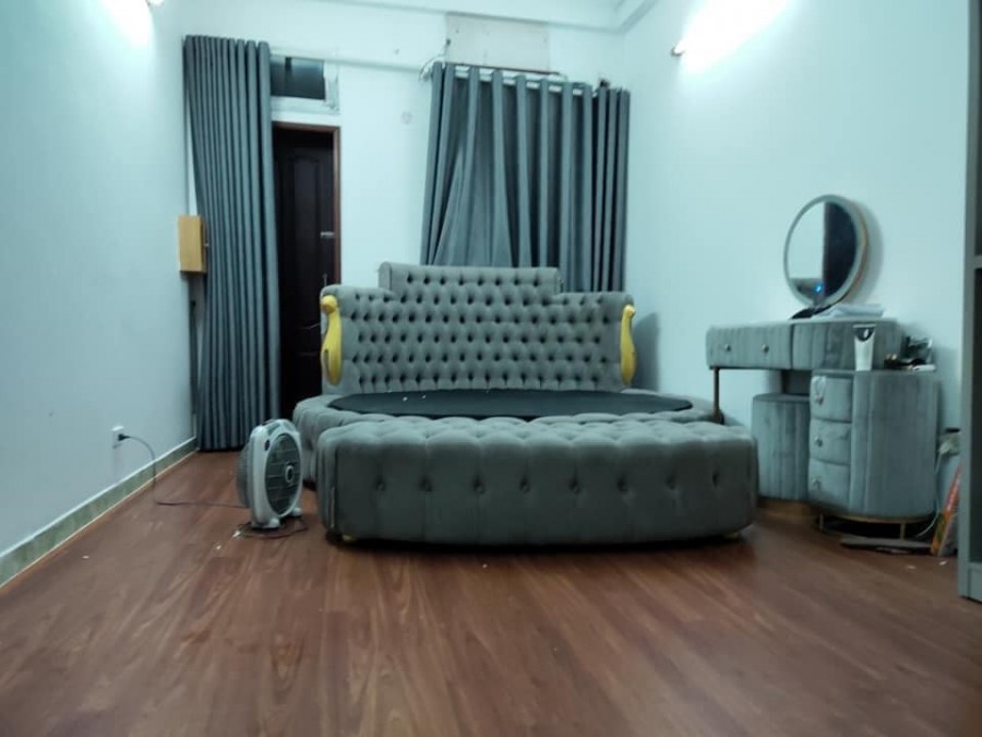 Bán nhà mặt ngõ Hoàng Sâm, Quận Cầu Giấy phân lô ô tô vào nhà dt 40m2, 5 tầng giá 7 tỷ