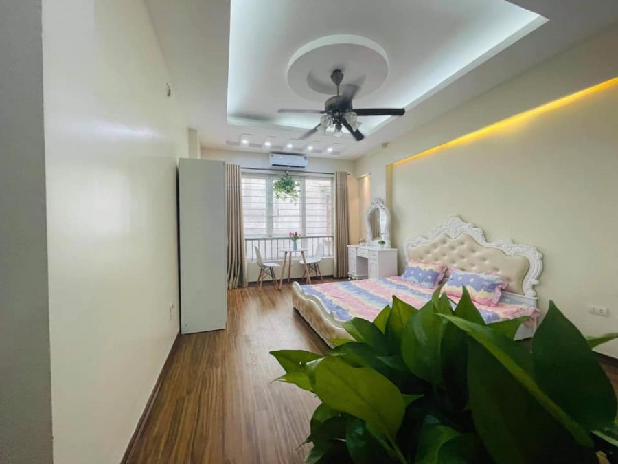 Cần bán nhà Trần Đại Nghĩa, diện tích sử dụng 42m, mặt tiền 5m, Ô tô đỗ cửa, chỉ 9.7 tỷ.