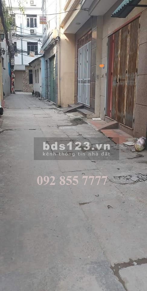 Bán nhà dân xây 4 tầng, diện tích 48m2 phố Nguyễn Văn Cừ, Long Biên. Giá đầu tư