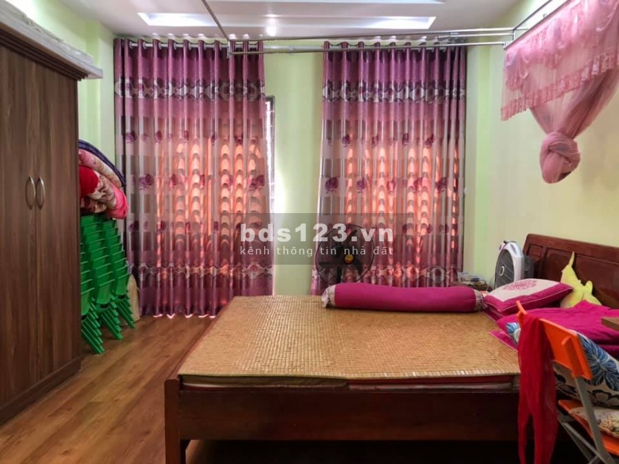Nhà Triều Khúc diện tích 58m2 4 tầng chỉ 5.2 tỷ ngõ rộng ô tô cho thuê hái ra tiền