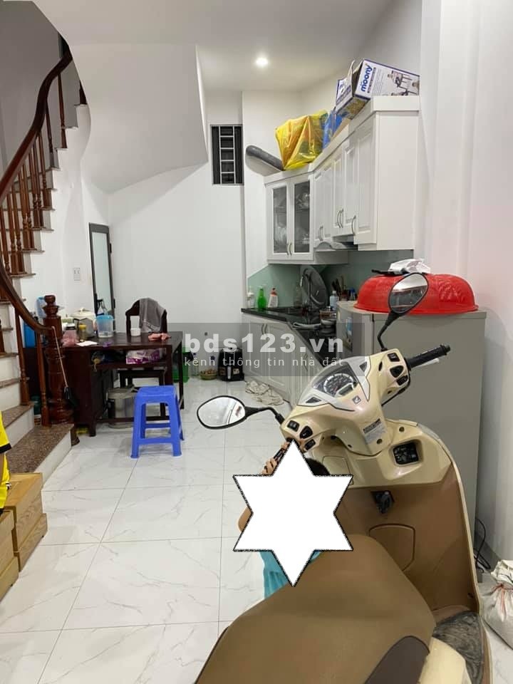 Bán nhà nguyên căn tại trung tâm Xuân Đỉnh, diện tích 36m2, 4 tầng, giá chỉ 2.2 tỷ