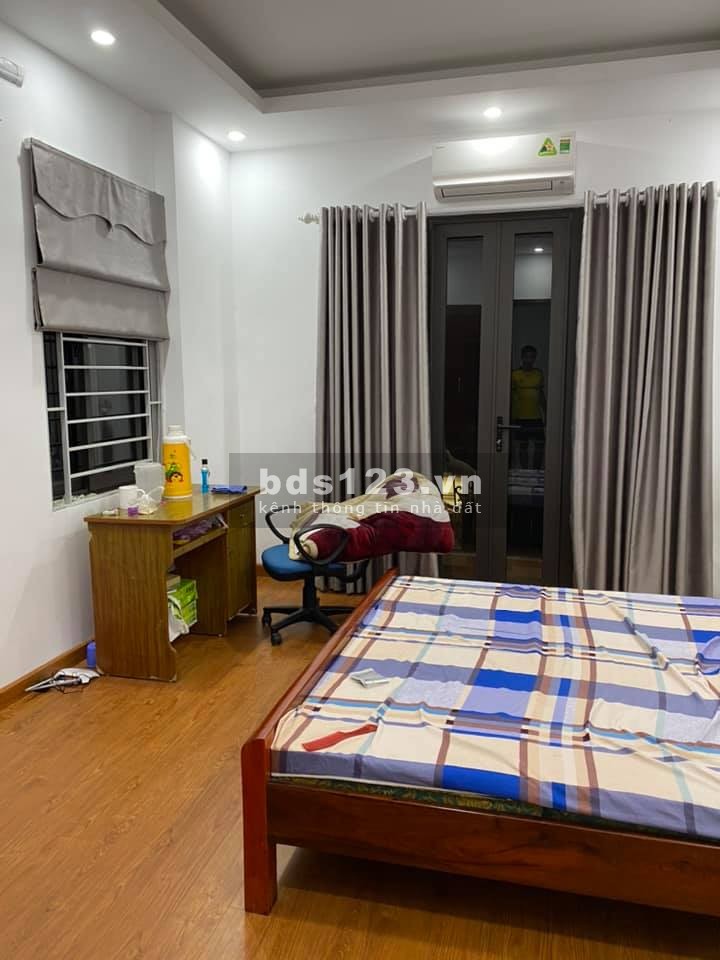 Bán nhà nguyên căn tại trung tâm Xuân Đỉnh, diện tích 36m2, 4 tầng, giá chỉ 2.2 tỷ