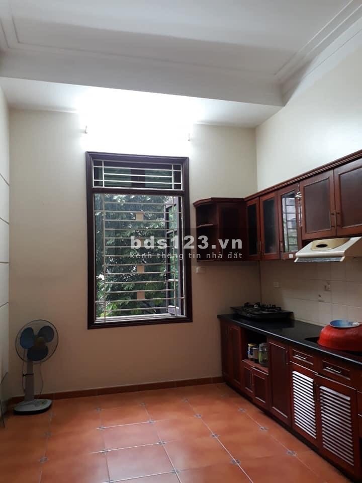 Bán nhà nguyên căn 5 tầng Tam Trinh, 2 măt thoáng, dtsd 42m2, mt 5.9m, giá bán 3.7 tỷ