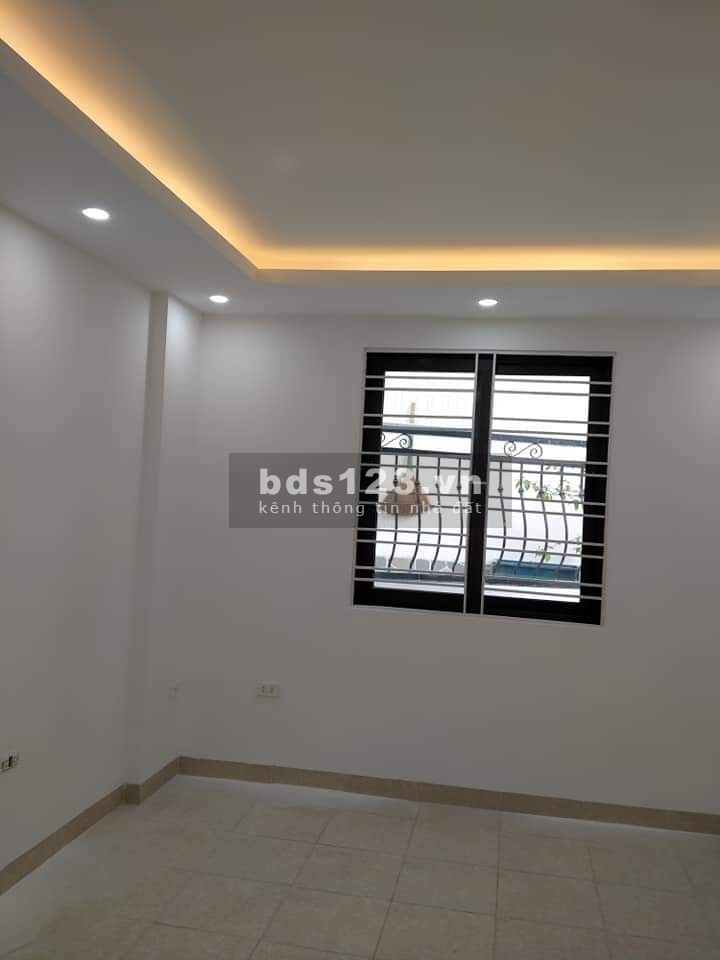 Nhà Mới Đẹp Hà Cầu 4 tầng 3 phòng ngủ rộng, chủ mong muốn 2.75 tỷ ( Thương Lượng Mạnh)