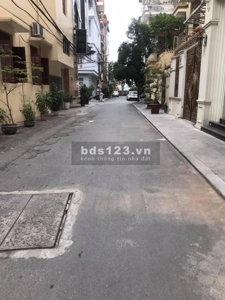 Bán nhà quận Thanh Xuân Ô tô Kinh Doanh 50m giá 5.7 tỷ Lh 0386380199