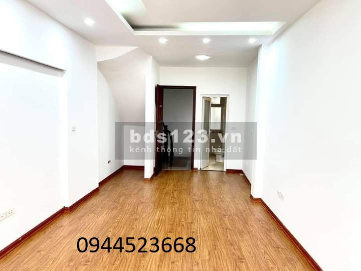 Bán nhà phố Trương Định Quận Hai Bà Trưng, đúc 3,5 tầng xây kiên cố ở ngay giá 1.2 tỷ