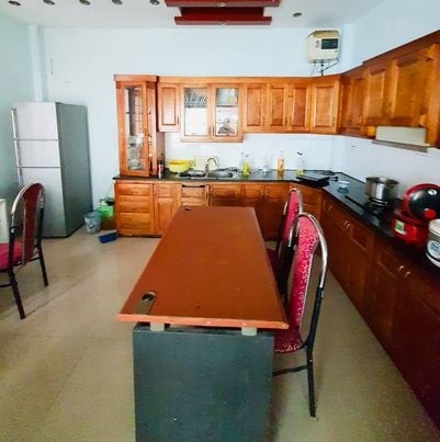 Bán Nhà Xuân La, ngõ ô tô, đúc 5 tầng ở sướng, diện tích sử dụng 52m2, giá 3,9 tỷ