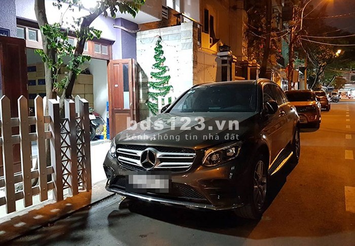 Bán nhà Mặt Phố Giang Biên, Long Biên vỉa hè, kinh doanh 120m x 5T x mt 8.5m -15PN