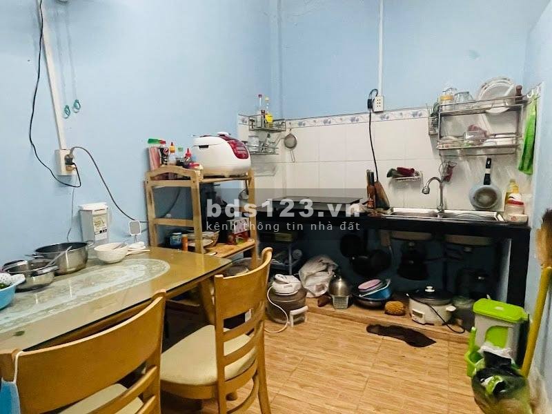 Bán Nhà Mặt Tiền Huỳnh Văn Nghệ, Quận Gò Vấp, dt 63m2, 2 lầu, kinh doanh tốt