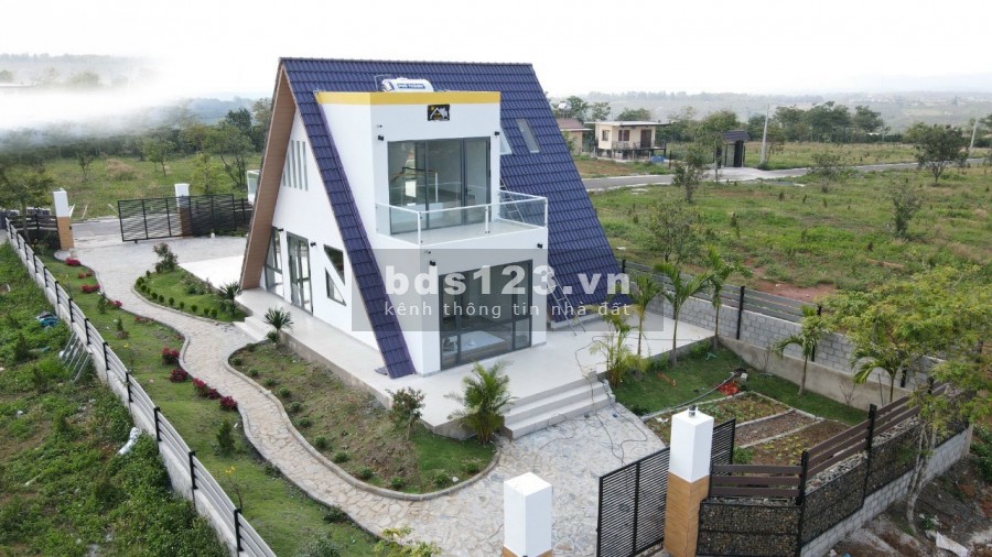 Nhà mặt tiền đường Lý Thái Tổ diện tích sử dụng 187m2 giá bán 2 tỷ 5, liên hệ 0785153616
