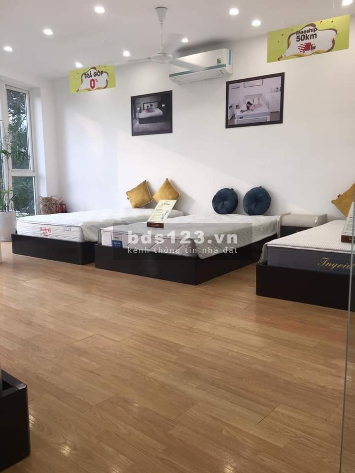 Bán nhà mặt phố Nguyễn Chỉ Thanh Quận Ba Đình, dt 72m2, 5 tầng mặt tiền 7.2m, giá 29 tỷ