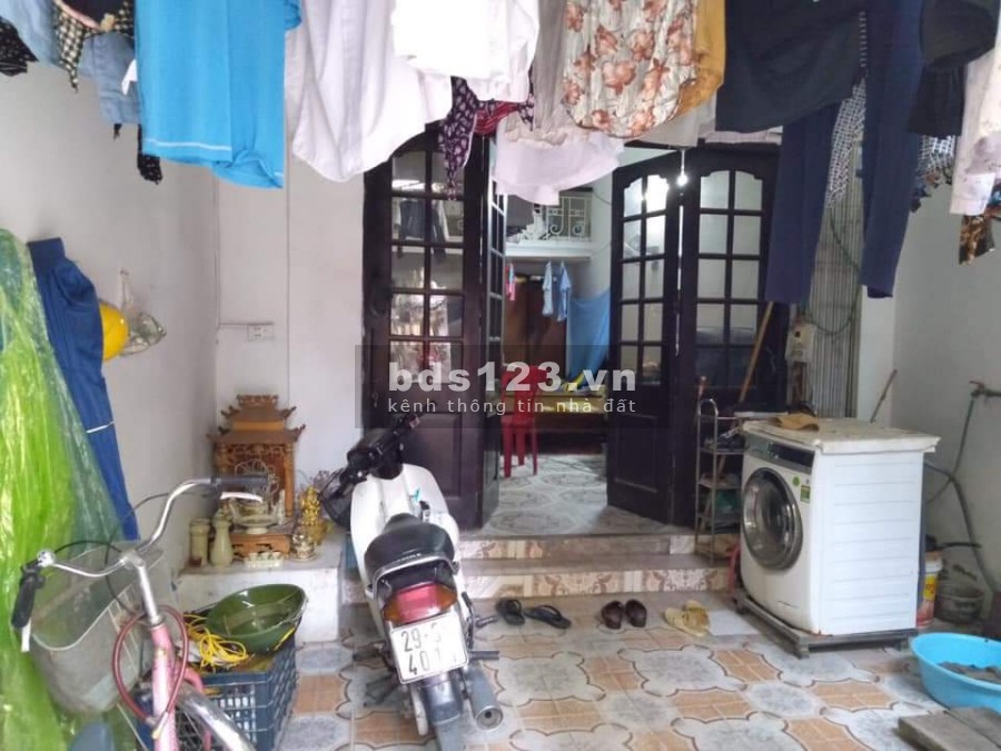 Bán nhà nguyên căn 2 tầng, dtsd 75m2, đường ô tô vào nhá giá chỉ 5 tỷ, có thương lượng