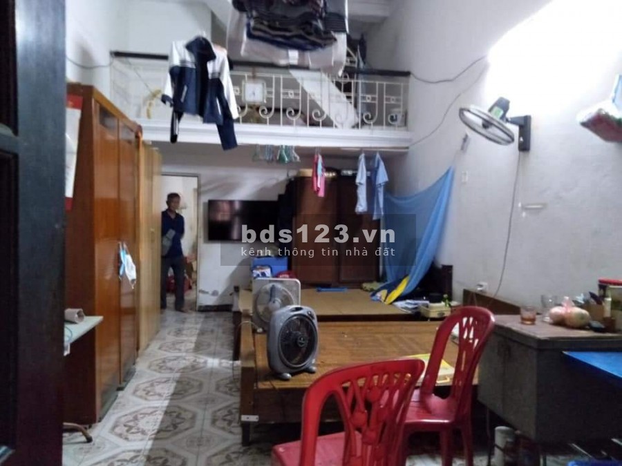 Bán nhà nguyên căn 2 tầng, dtsd 75m2, đường ô tô vào nhá giá chỉ 5 tỷ, có thương lượng
