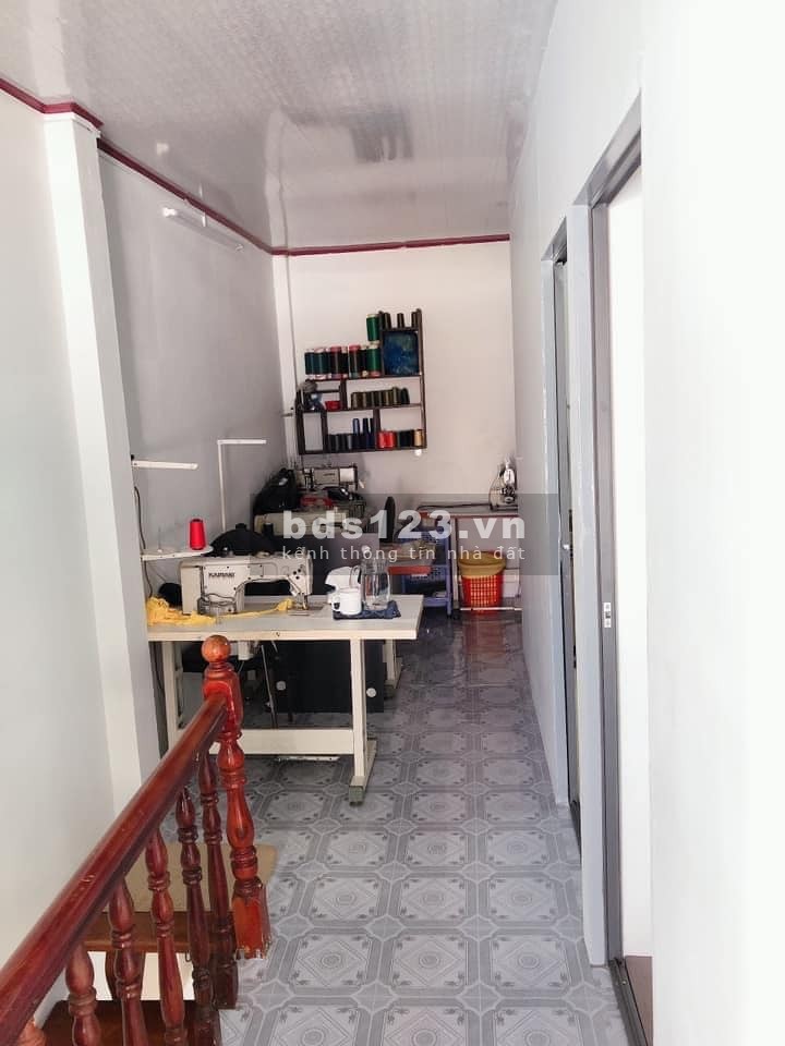 Cần bán gấp nhà diện tích sử dụng 29m2, đường Nguyễn Tư Giảng, P12, Gò Vấp, giá 3.1 tỷ