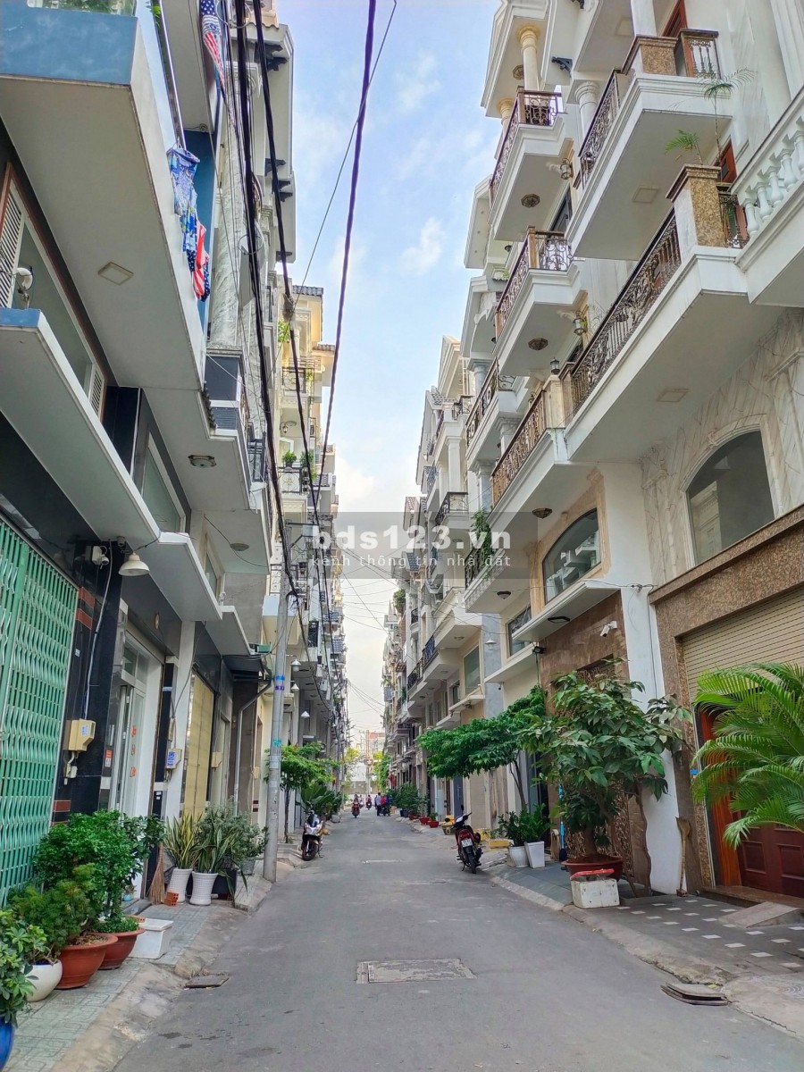 Tôi muốn bán nhà Mới vào ở ngay diện tích sử dụng 50m2, hẻm xe hơi, phường15, Tân Bình.