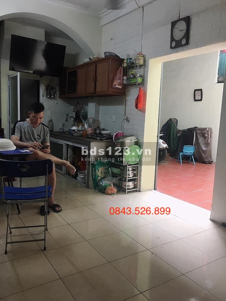 Bán nhà riêng Kim Ngưu, Gần ô tô mặt tiền rộng, diện tích 50m2 giá nhỉnh 2 tỷ, lh 0843526899