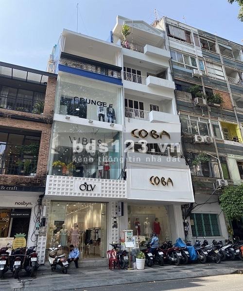 Chính chủ cần bán nhanh nhà mặt tiền đường Nguyễn Trãi Quận 1 giá 13 tỷ 3, sổ sẵn