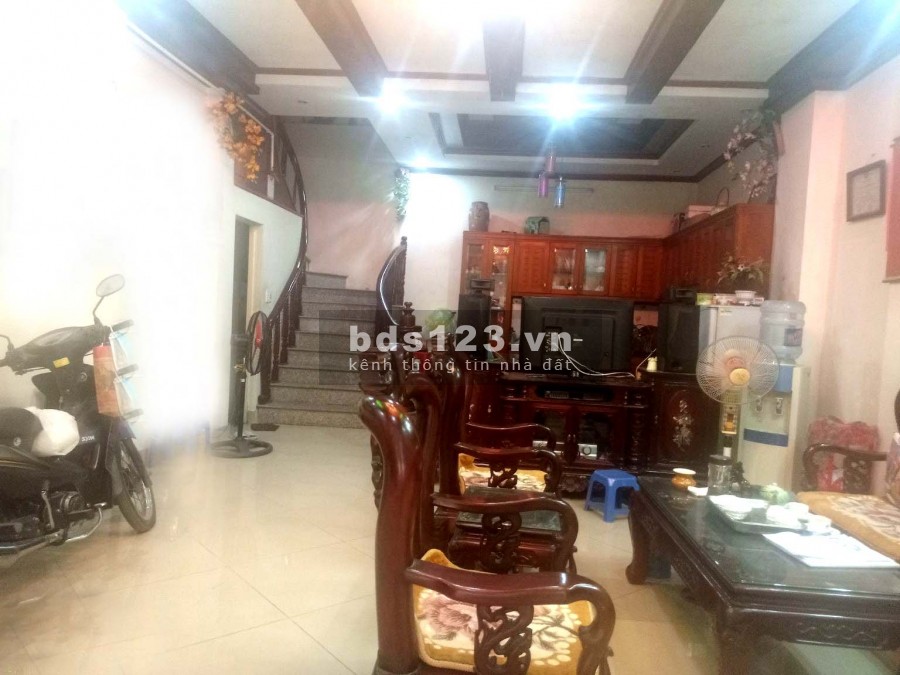 Bán gấp nhà phố Trần Bình dtsd 70m2, 4 tầng, mặt tiền 6m, nhỉnh 4 tỷ, có thương lượng