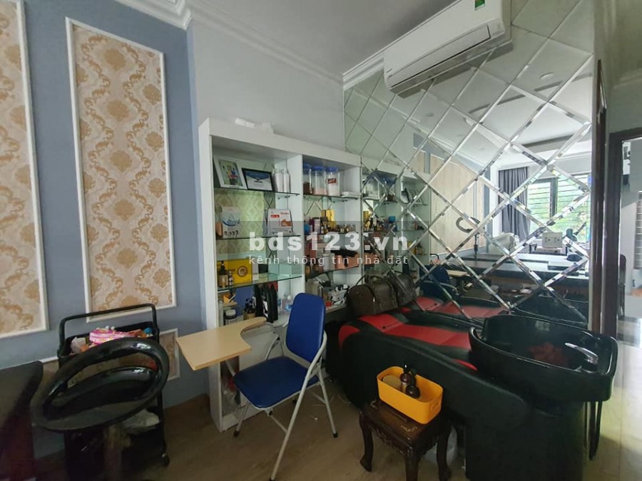 Bán nhà, liền kề Ỷ La, sát ĐH Kiểm Sát, quy hoạch đường 40m diện tích 50m2, giá 5,25 tỷ