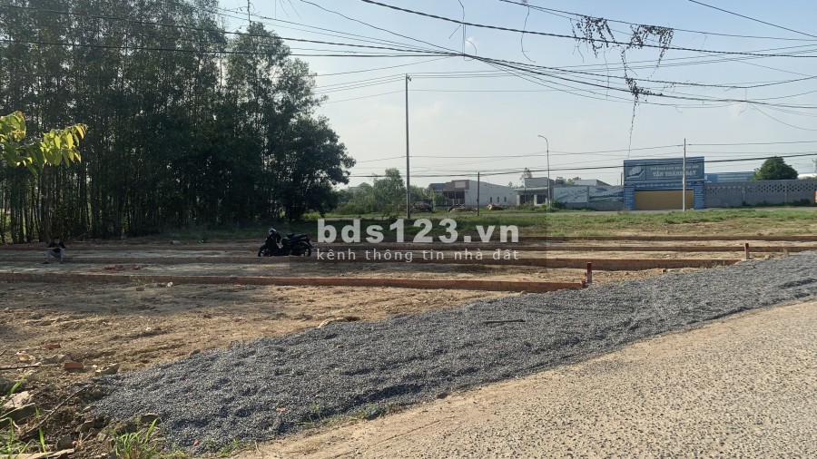 Bán 4 lô đất nền liền kề Phú Mỹ Tóc Tiên, giá hời mùa dịch, xây dựng tự do, thổ cư sẵn