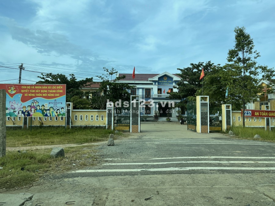 Đất Lộc Điền gần cầu Truôi gần trường học, gần chợ cách Quốc Lộ 1A 100m, đường bê tông