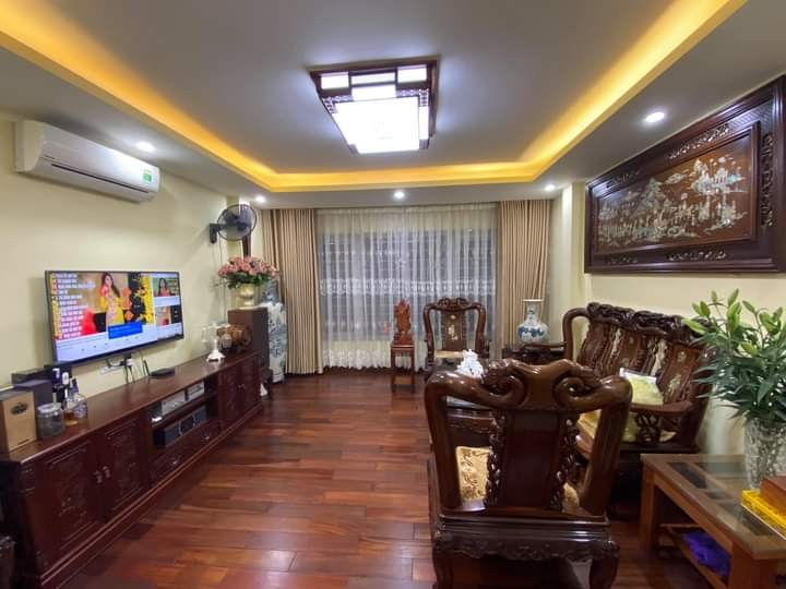 Bán nhà nguyên căn đẹp, ô tô kinh doanh phố Kim Đồng, dt 50m2, 5 tầng, giá chỉ 7.2 tỷ