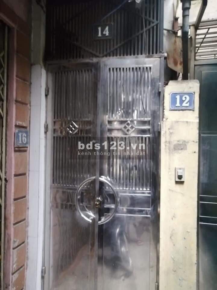Bán nhà Lê Thanh Nghị nhà nhỏ công năng lớn - 20m ôtô tránh giá bán nhanh 1.3 tỷ