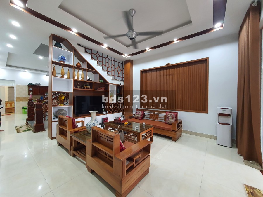Bán nhà 3 tầng tại Khai Quang, Vĩnh Yên, Vĩnh Phúc.. Call: 0988758886