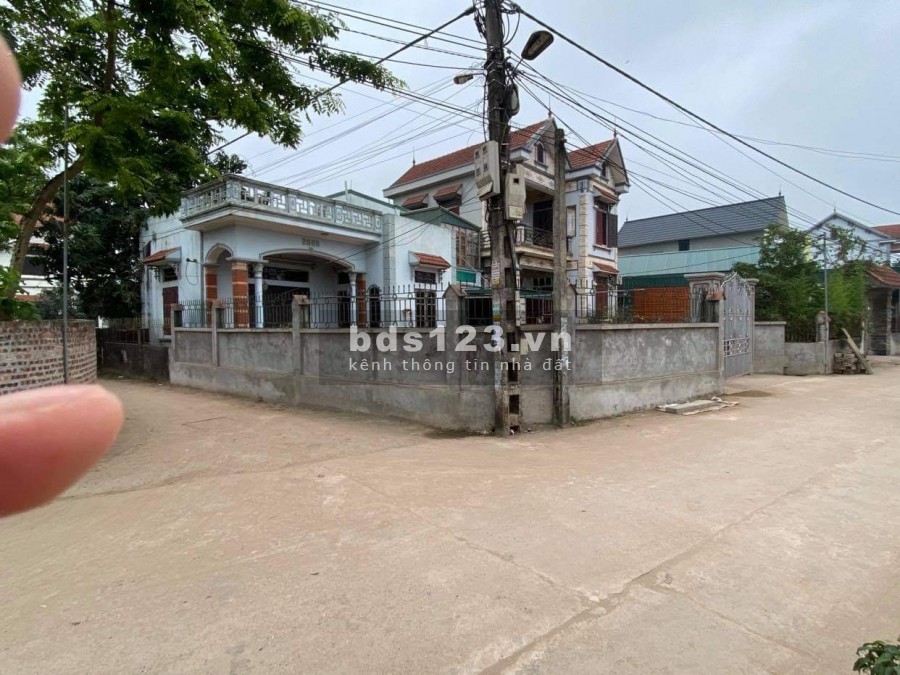 Bán nhanh lô góc 2 mặt tiền diện tích 220m2 tại Phi Liệt, Liên Nghĩa, Văn Giang, Hưng Yên