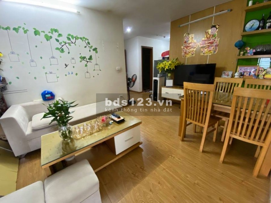 Cần bán căn hộ tầng 39 toà Victoria Văn Phú, 2 phòng ngủ, sổ đỏ chính chủ, giá 1.75 tỷ