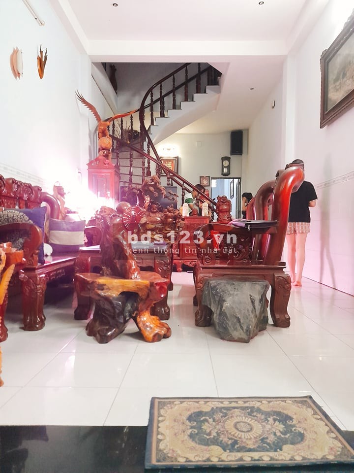Bán gấp nhà hẽm xe hơi Quang Trung, Phường 8, Gò Vấp, 4 tầng, dt 68m2, giá 5.6 tỷ