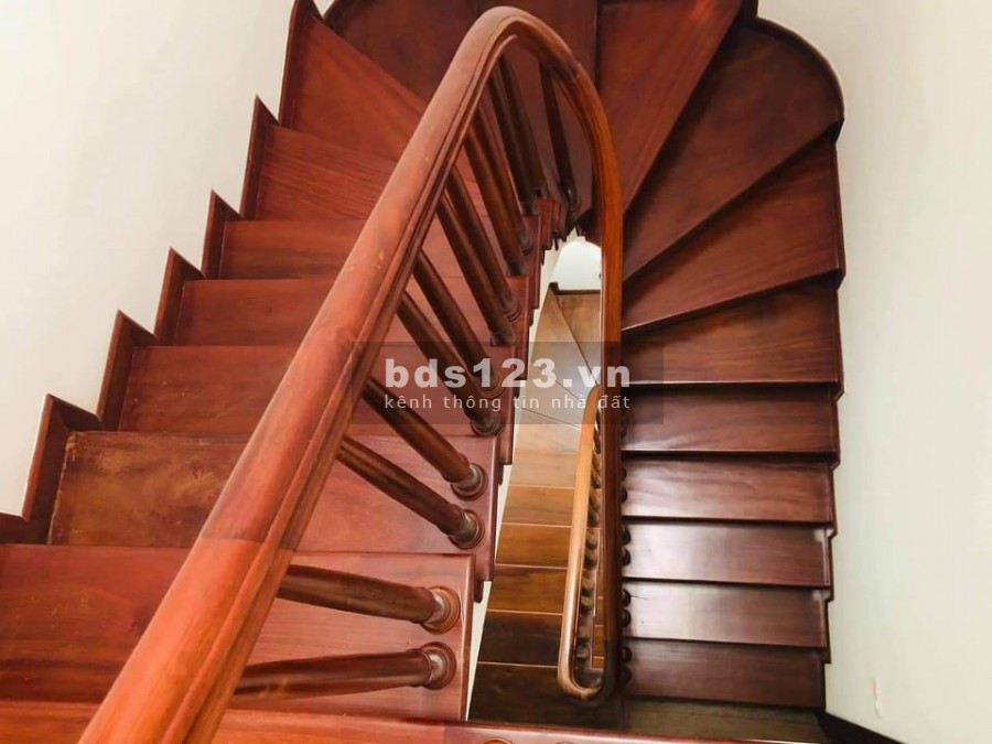 Bán nhà Siêu phẩm (Hiếm có) ô tô đỗ cửa xách vali đến ở, để lại toàn bộ nội thất