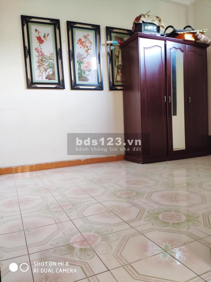 Bán nhà Hoàng Hoa Thám diện tích sử dụng 221m2 3 tầng mt 8.5m giá chỉ 17.5 tỷ Ba Đình
