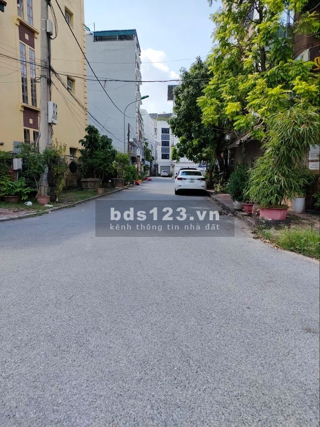 Chính chủ cần bán đất Tư Đình, diện tích sử dụng 52m2, giá bán 3,25 tỷ, lh 0943099577