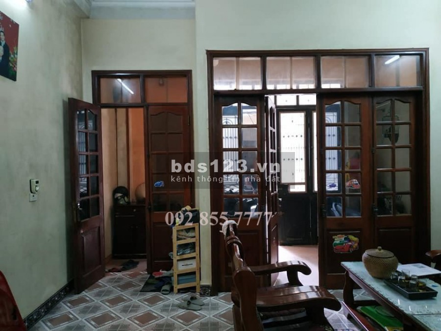 Bán nhà Trương Định Quận Hai Bà Trưng dt 50m2 đúc 4 tầng nhỉnh 4 tỷ, Giá cực tốt