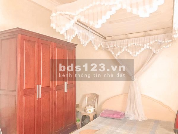 Bán nhà nguyên căn Trần Bình, dt 60m2, 4 tầng, 5 pn, sổ đỏ nở hậu, hàng hiếm bán nhanh